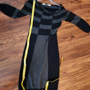 MaxStudio lightweight stretch geo midi dress Size XS